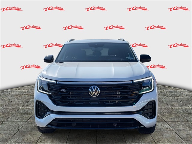 2025 Volkswagen Atlas Cross Sport SEL R-Line photo 2