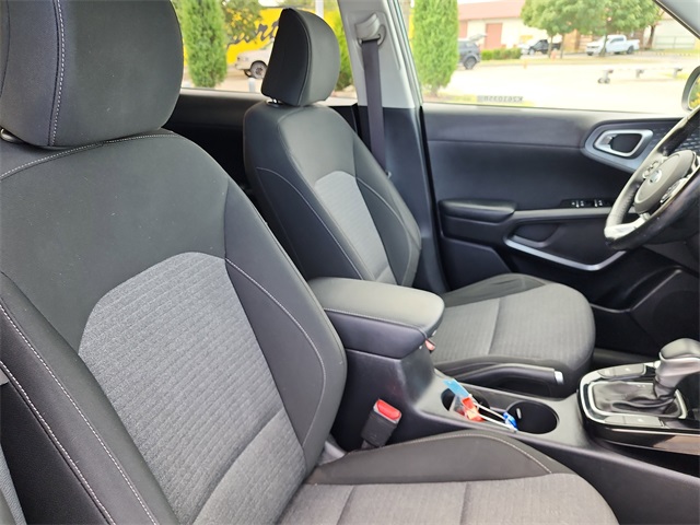 2020 Kia Soul EX photo 19