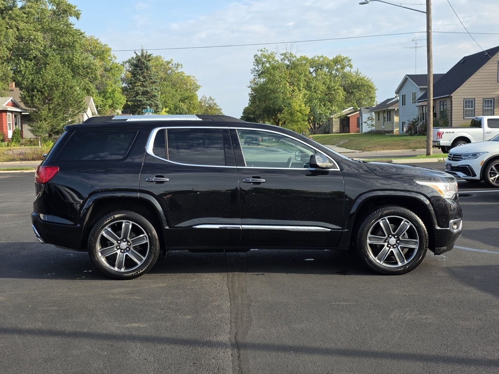 2017 GMC Acadia