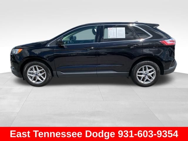 2022 Ford Edge SEL photo 4