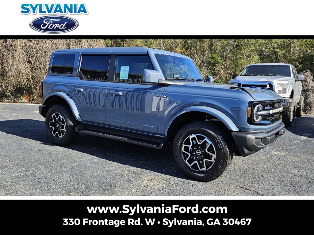 2025 Ford Bronco 4-Door Outer Banks's photo