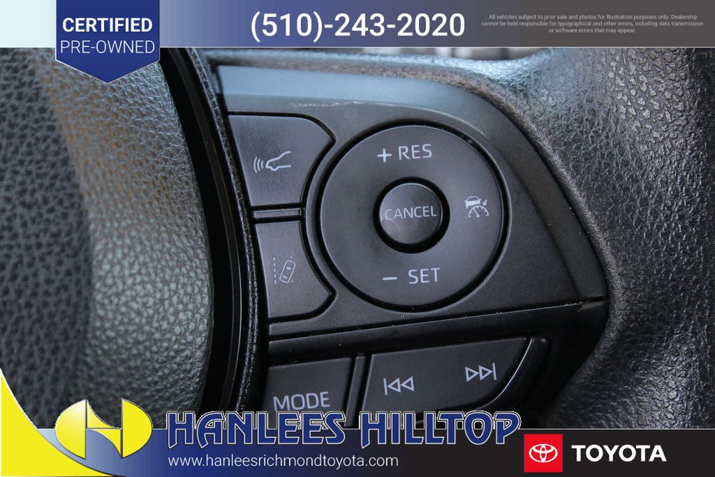 2023 Toyota RAV4 XLE photo 14