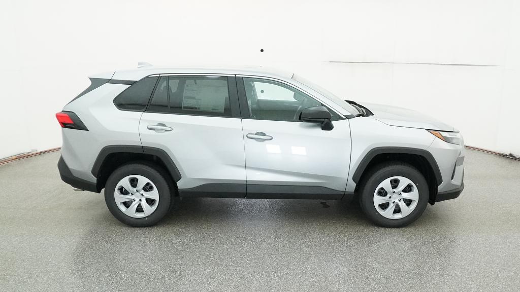 2025 Toyota RAV4 LE photo 25