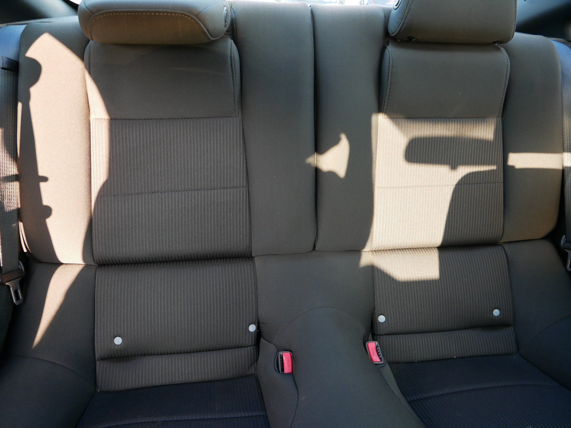 2011 Ford Mustang V6 photo 13