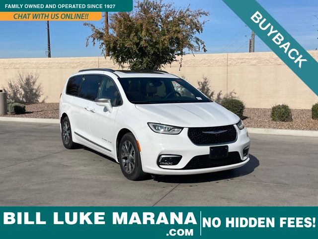 2022 Chrysler Pacifica Hybrid Pinnacle Hybrid's photo