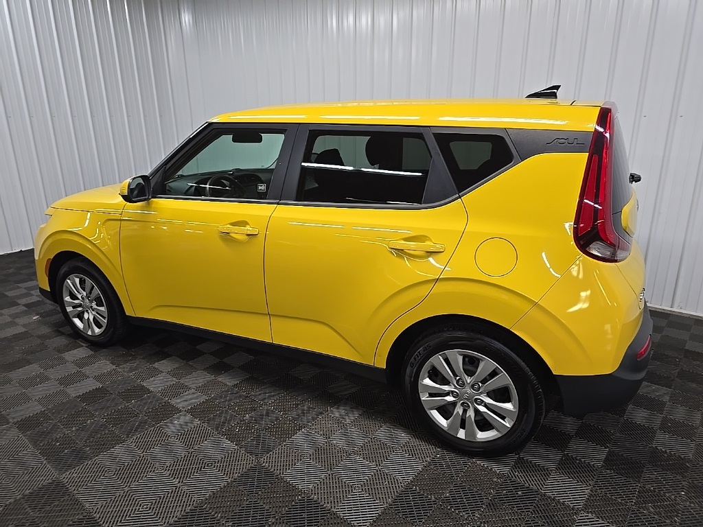 2020 Kia Soul LX photo 3