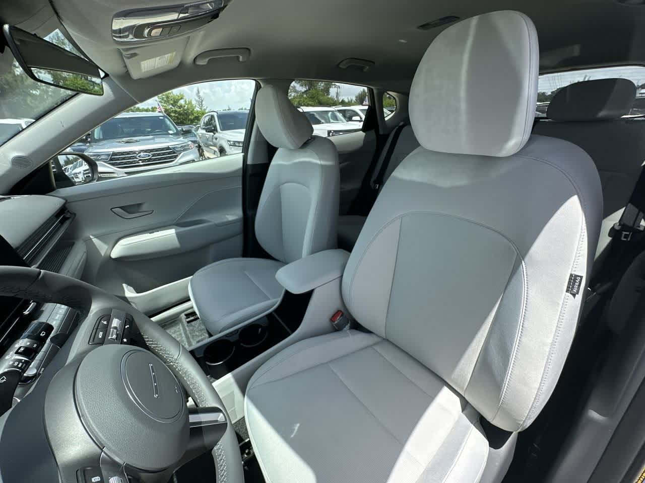 2025 Hyundai Kona SEL photo 14