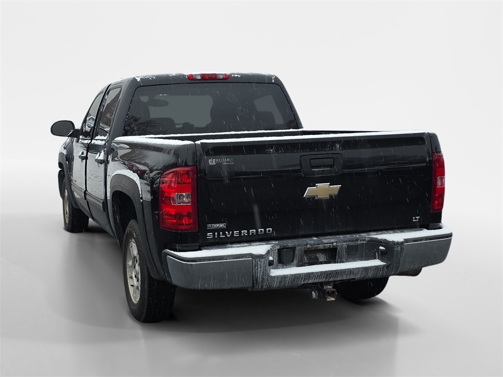 2009 Chevrolet Silverado 1500 LT photo 2