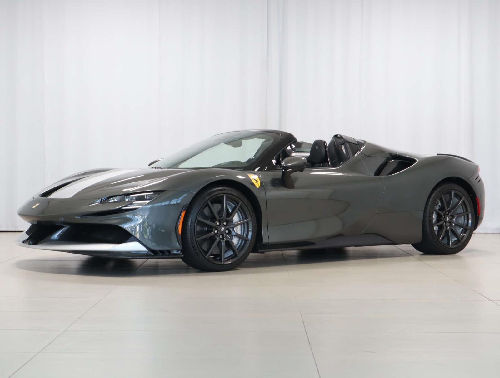 2022 Ferrari SF90 Spider photo 2