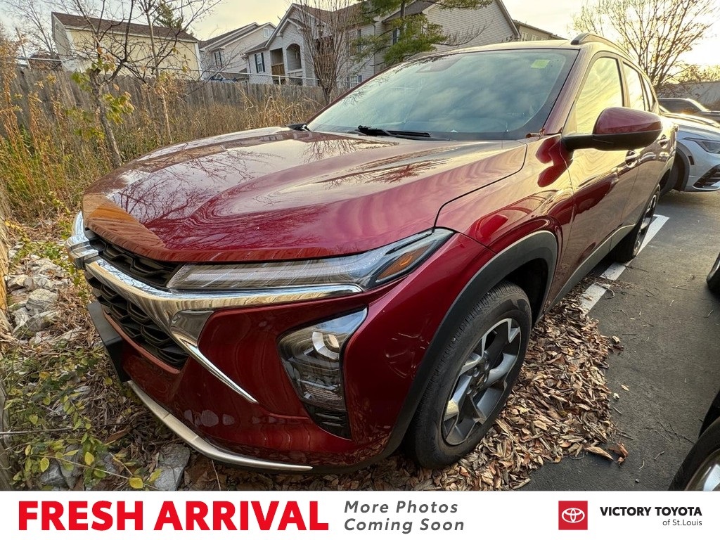 2025 Chevrolet Trax LT's photo