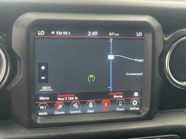 2021 Jeep Wrangler Unlimited Sahara Altitude photo 18