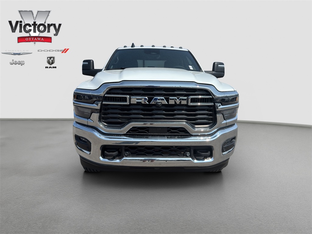 Used 2025 RAM Ram 2500 Pickup Tradesman with VIN 3C6UR5CJ5SG508169 for sale in Kansas City