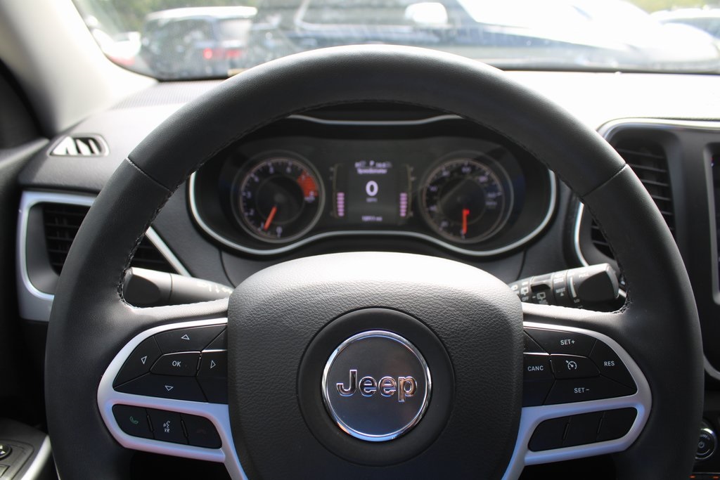 2022 Jeep Cherokee X photo 21