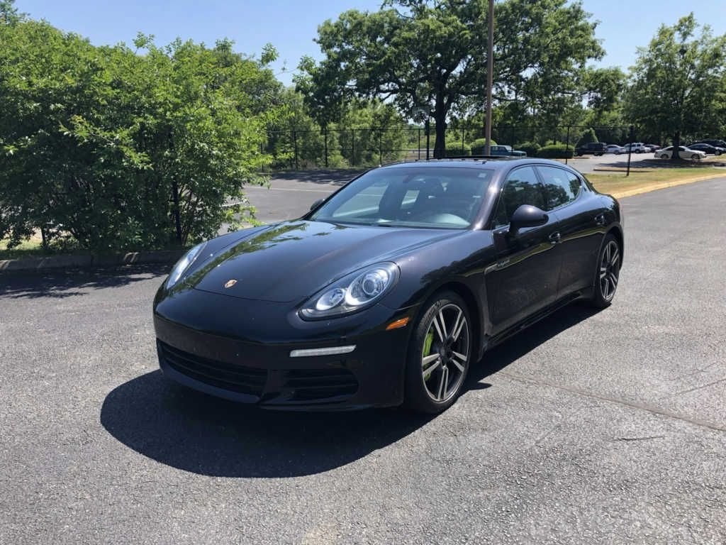 2014 Porsche Panamera E-Hybrid S photo 2