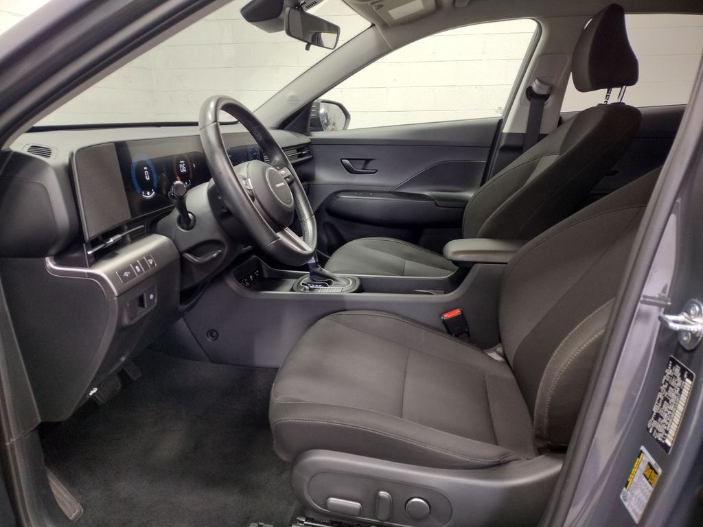 2024 Hyundai Kona SEL photo 19
