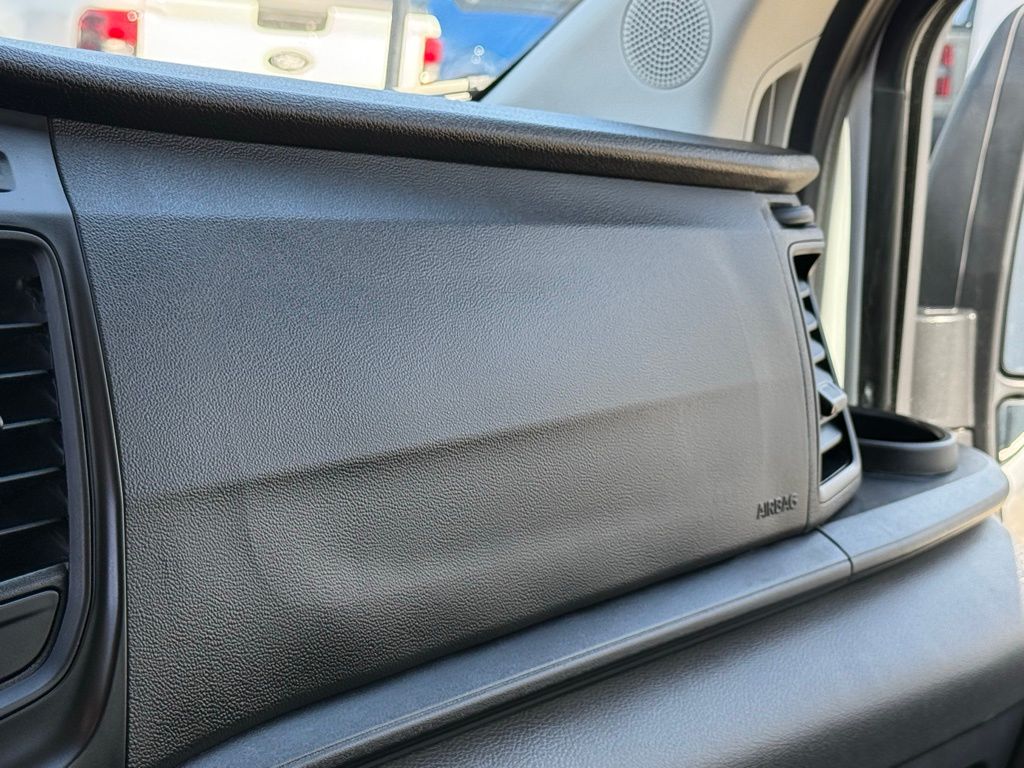 2023 Ford Transit photo 3