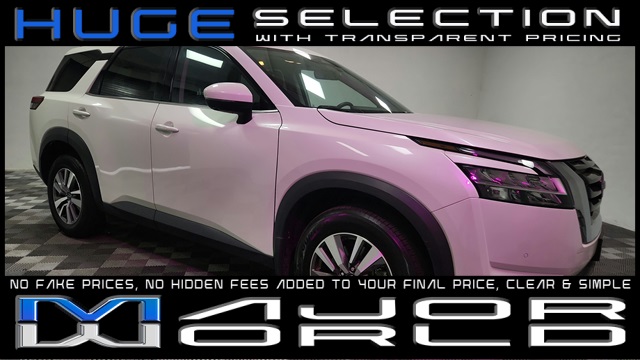 2023 Nissan Pathfinder SL's photo