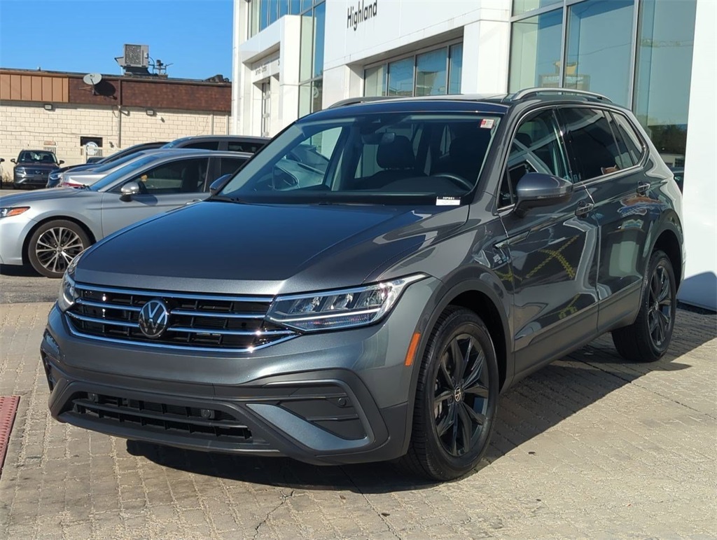 2024 Volkswagen Jetta 1.5T S photo 2