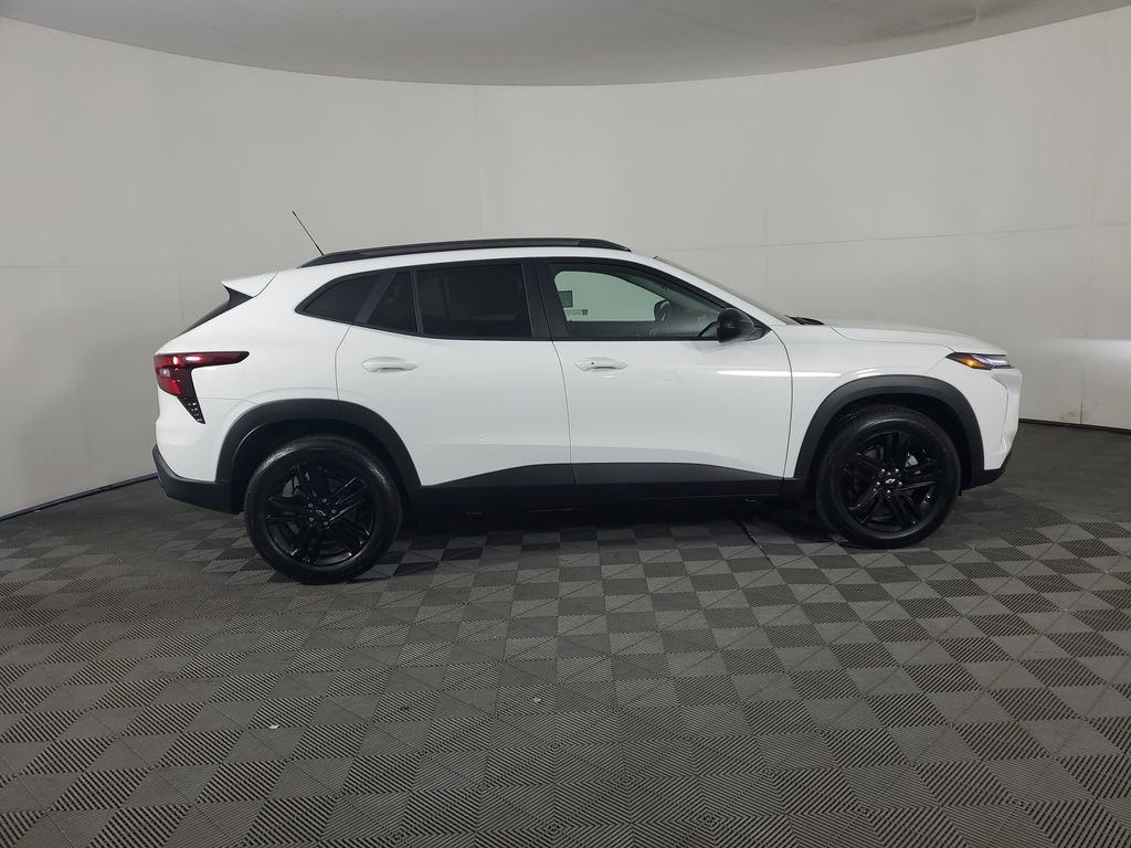 2026 Chevrolet Trax ACTIV photo 3