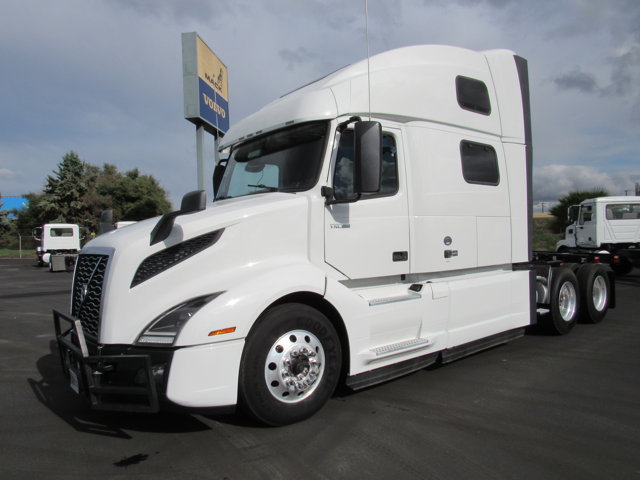 2024 Volvo VN's photo