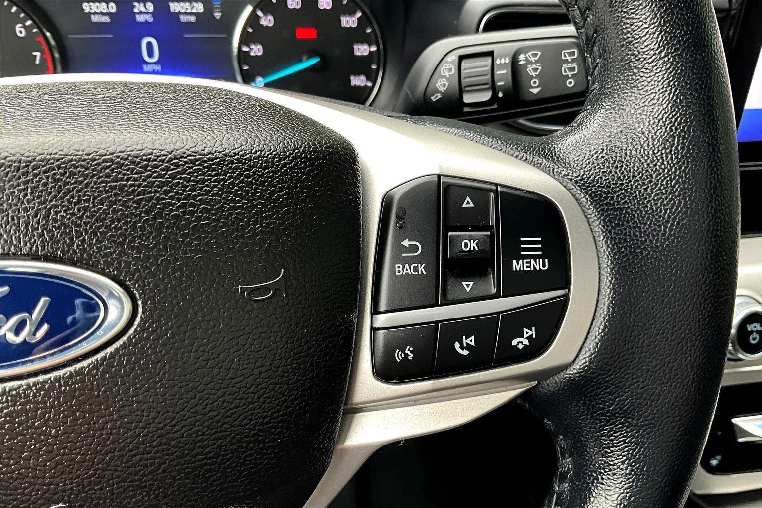 2022 Ford Explorer XLT photo 35