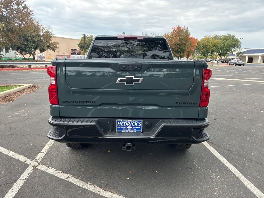 2026 Chevrolet Silverado 1500 Custom Trail Boss photo 4