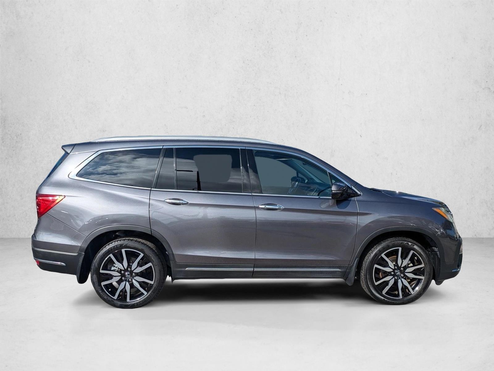 2020 Honda Pilot Touring photo 4