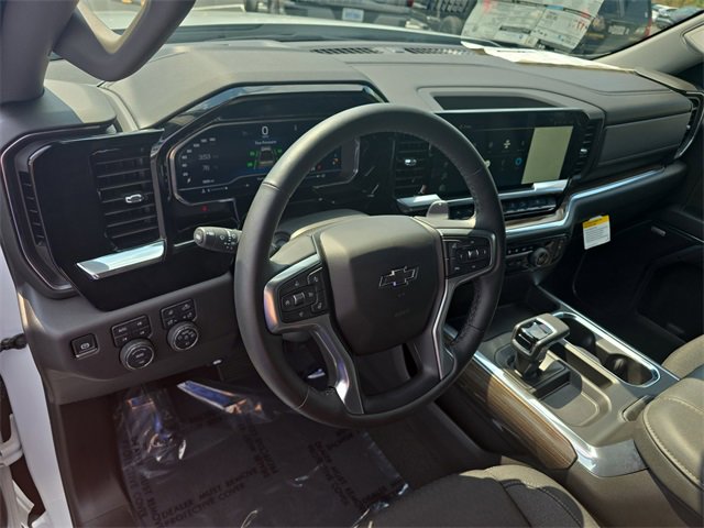 2024 Chevrolet Silverado 1500 RST photo 14