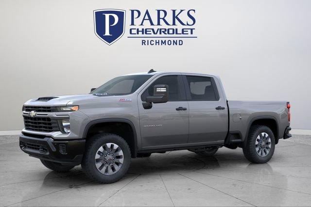 2026 Chevrolet Silverado 2500HD Custom photo 2