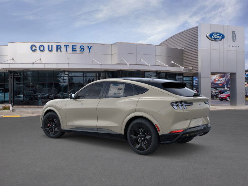 2025 Ford Mustang Mach-E GT photo 4