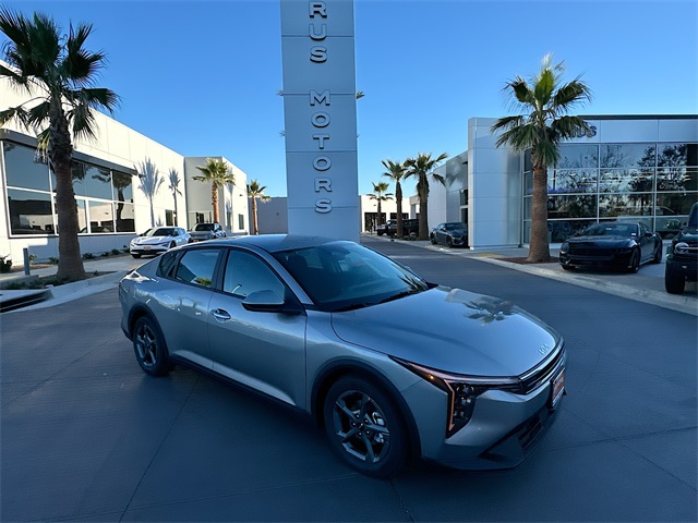 2025 Kia K4 LXS's photo