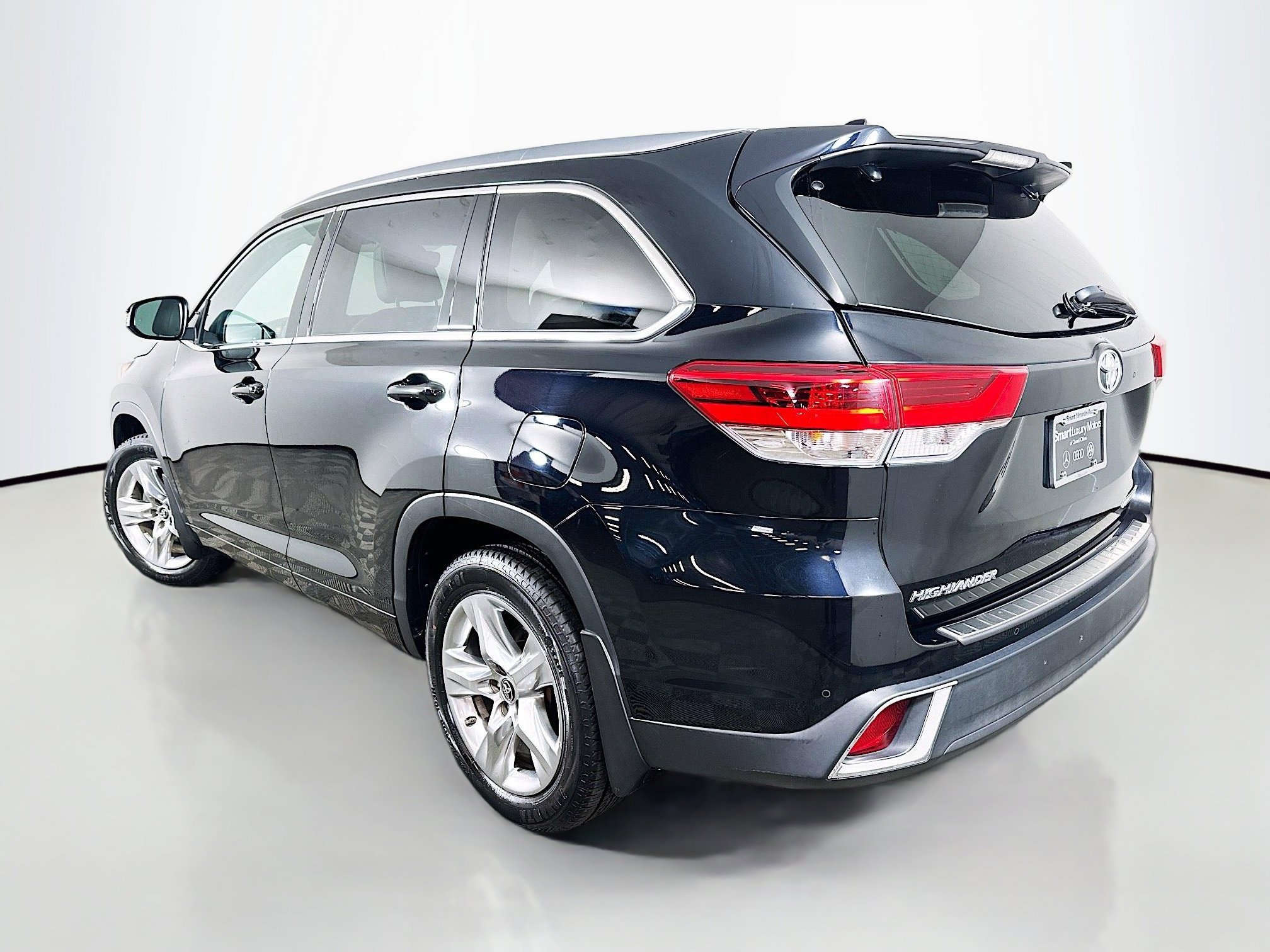 2018 Toyota Highlander Limited photo 5