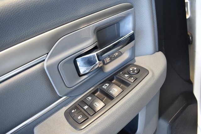 2019 Ram 1500 Classic Warlock photo 14