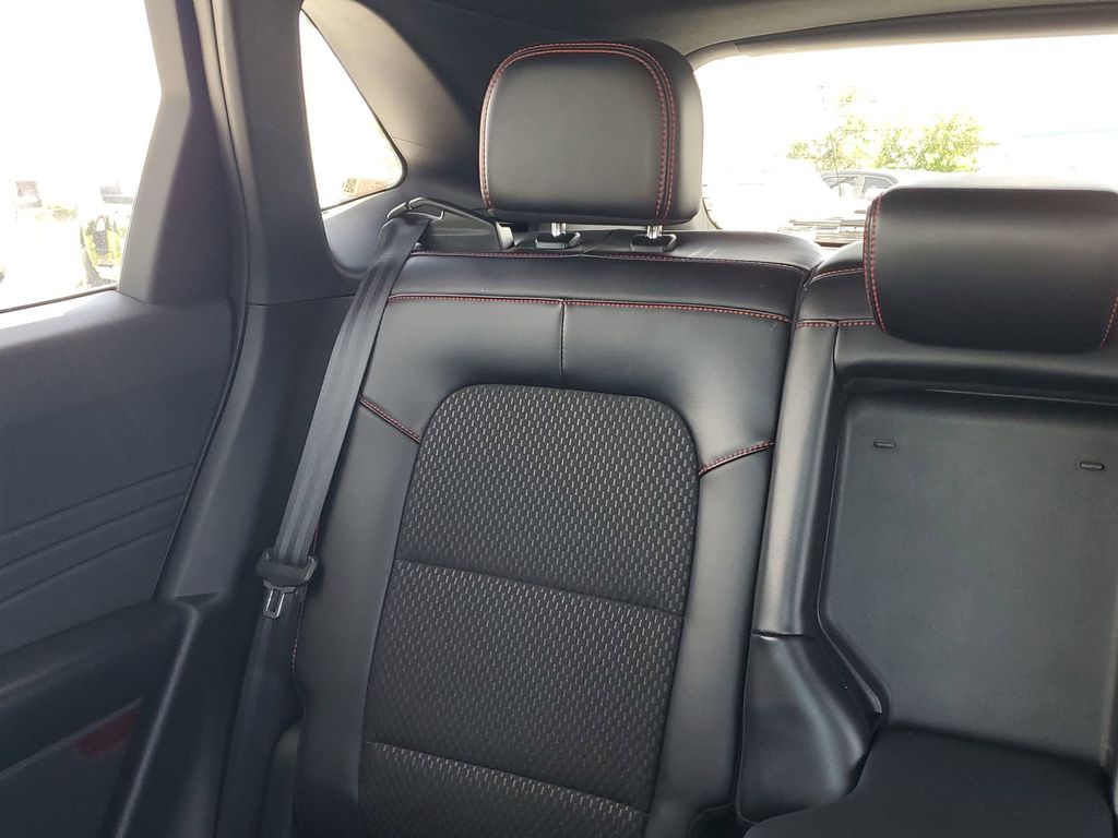 2023 Ford Escape photo 12
