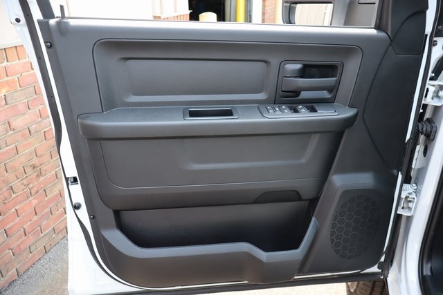 2025 Ram 2500 Tradesman photo 7