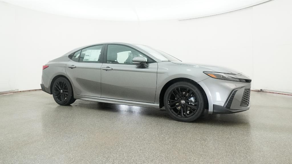 2025 Toyota Camry SE photo 10