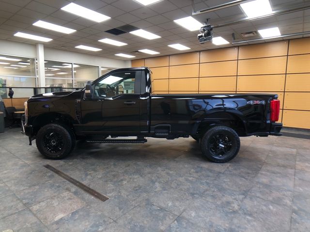 2026 Ford F-250 photo 4