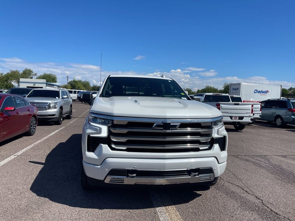 2024 Chevrolet Silverado 1500 High Country photo 4