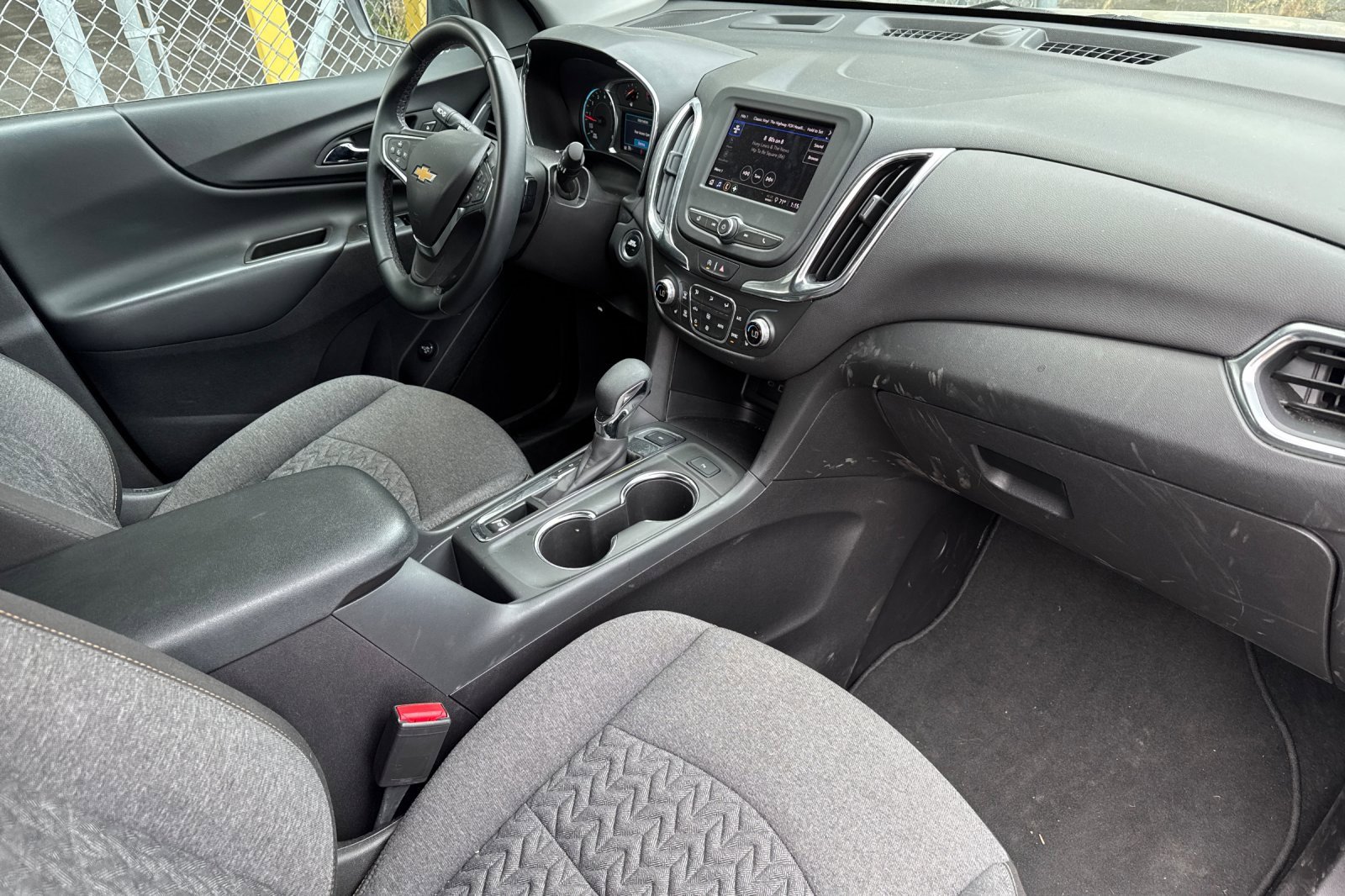 2024 Chevrolet Equinox LT photo 16