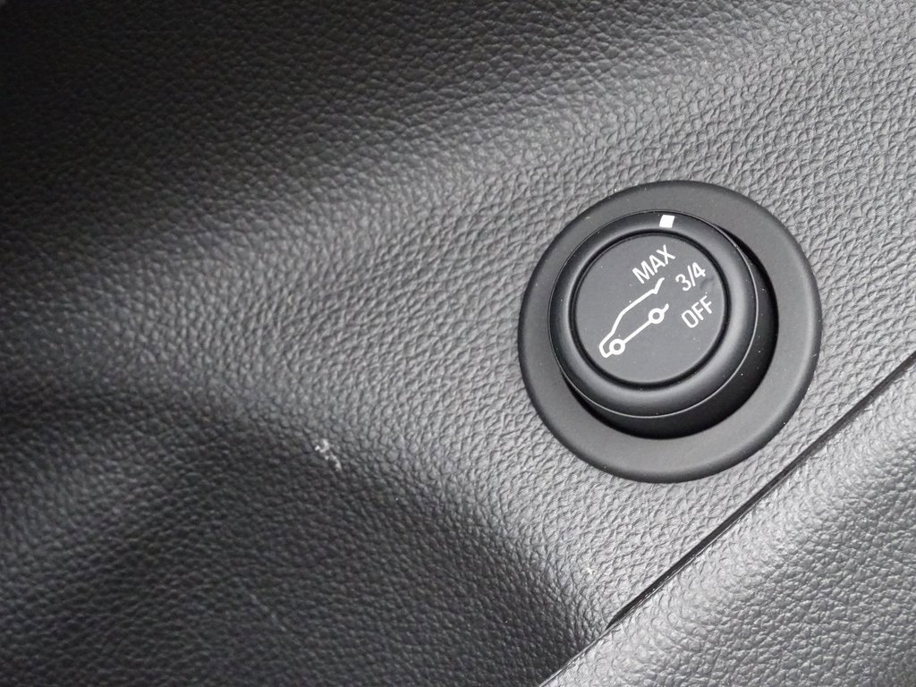 2019 Buick Envision Essence photo 13