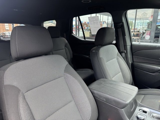 2022 Chevrolet Traverse Cloth photo 12