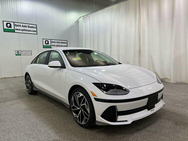 2025 Hyundai Ioniq 6 SEL photo 3