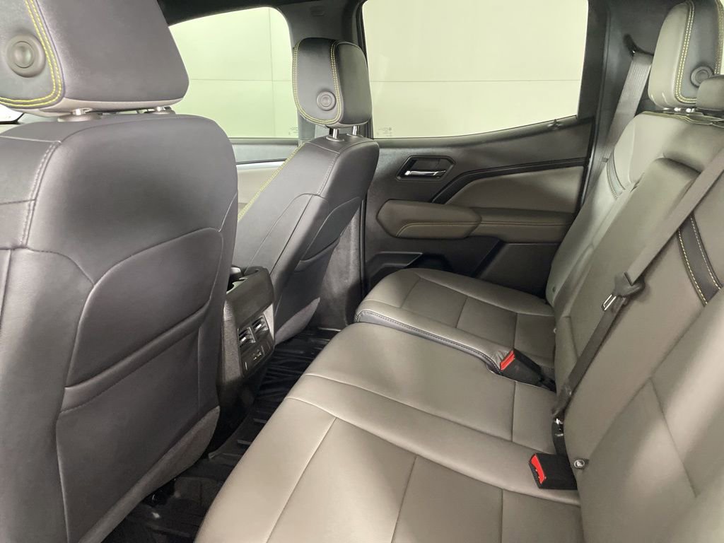 2025 Chevrolet Colorado ZR2 photo 35