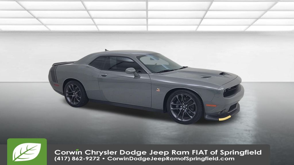 2023 Dodge Challenger R/T Scat Pack photo 2