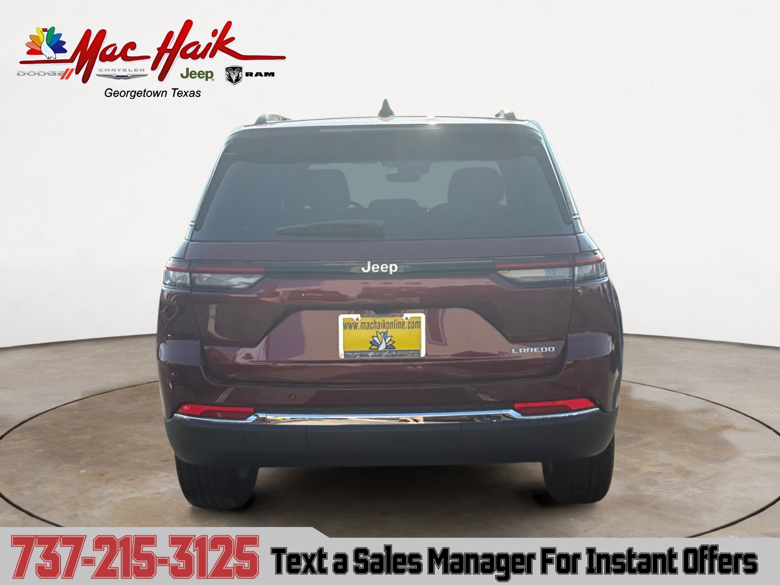 2025 Jeep Grand Cherokee Laredo photo 4