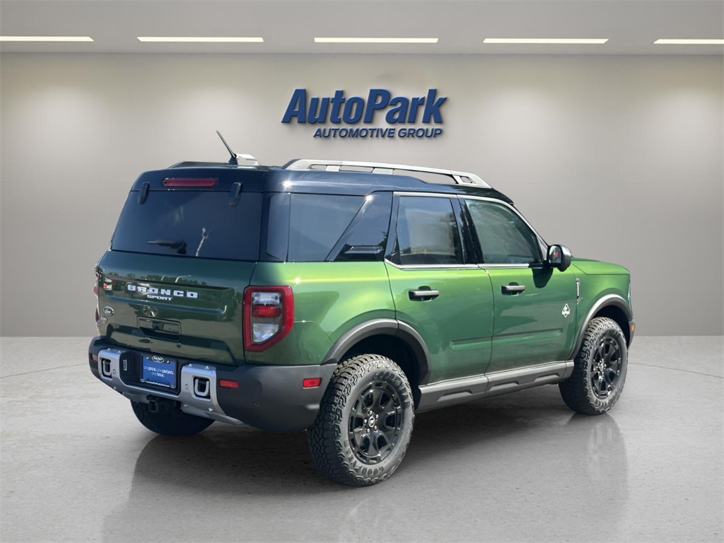 2025 Ford Bronco Sport Outer Banks photo 7