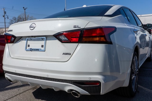 2025 Nissan Altima 2.5 SL photo 4