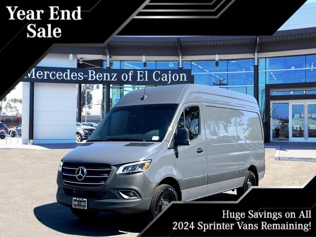 2024 Mercedes-Benz Sprinter Crew Van Base's photo