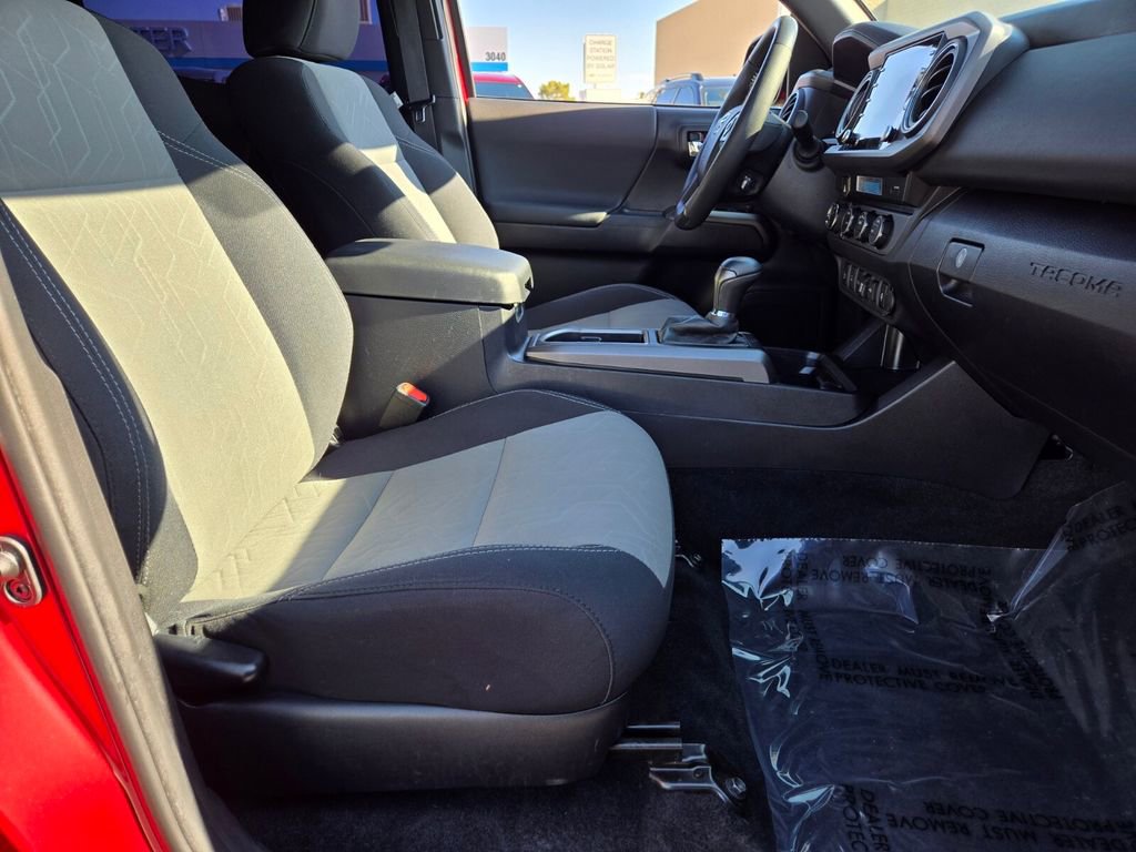 2021 Toyota Tacoma SR photo 15