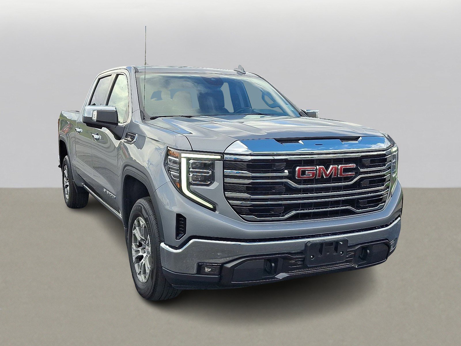 2024 Gmc Sierra 1500 SLT photo 2